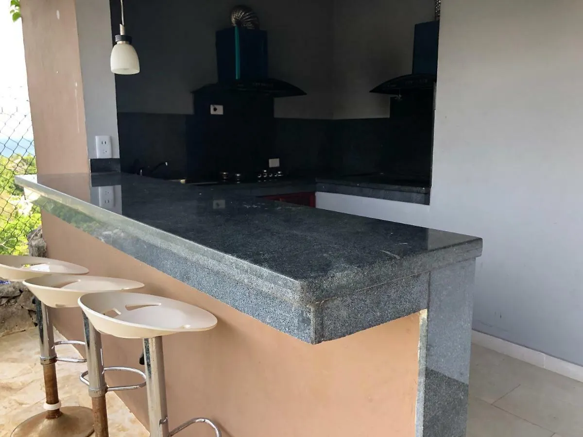 יומה Villa Don Bienve 0*,